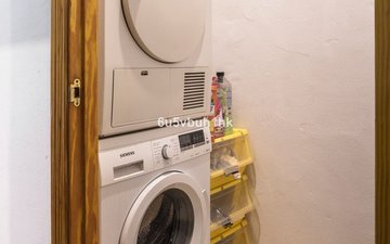Property slide 32