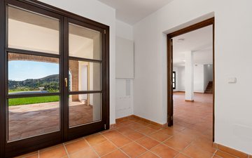 Property slide 22