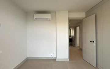Property slide 44