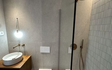 Property slide 66