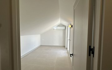Property slide 70