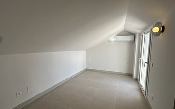 Property slide 71