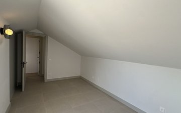 Property slide 73