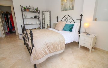 Property slide 17