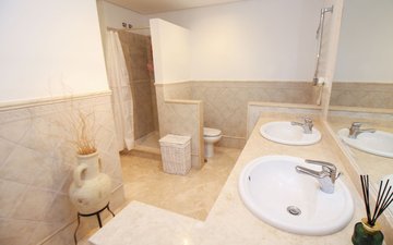 Property slide 20