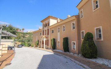Property slide 31