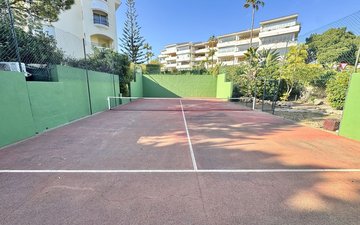Property slide 25