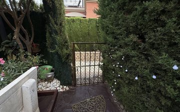 Property slide 35