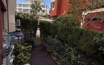 Property slide 38