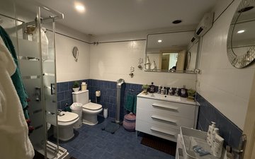 Property slide 46