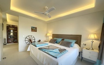 Property slide 31