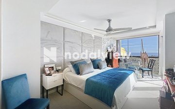 Property slide 32