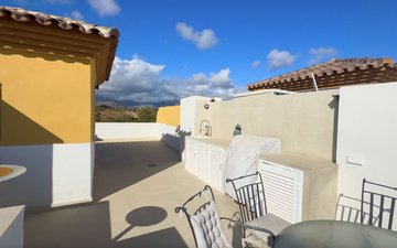 Property slide 61