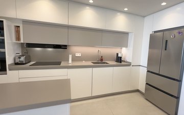 Property slide 62