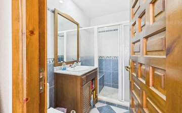 Property slide 23