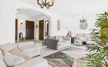 Property slide 28