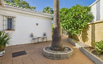 Property slide 38