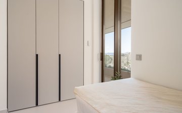 Property slide 16