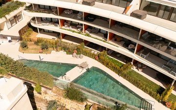 Property slide 31