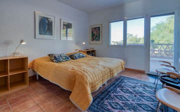 Property slide 18