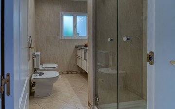 Property slide 22