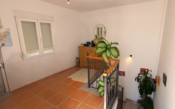 Property slide 21