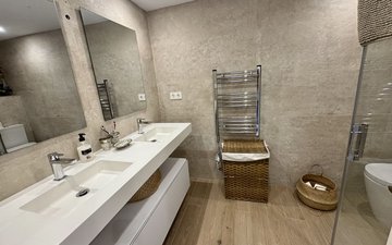 Property slide 15