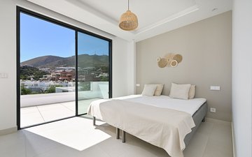 Property slide 18