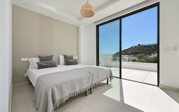 Property slide 22