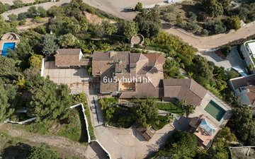 Property slide 50