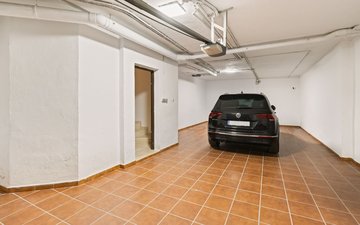 Property slide 40