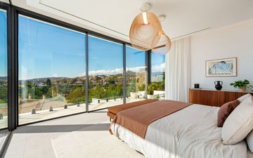 Property slide 16