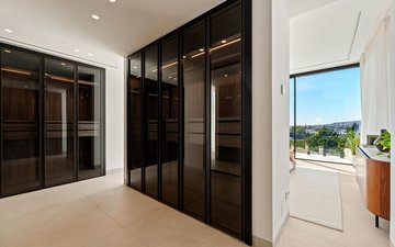 Property slide 20