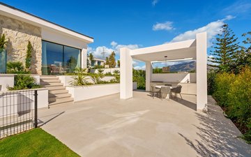 Property slide 48