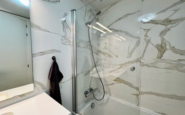 Property slide 25