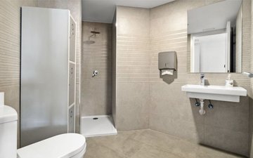 Property slide 40