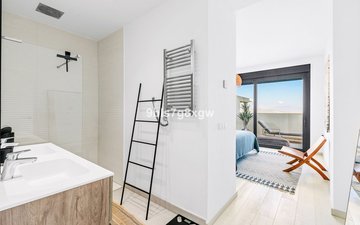 Property slide 21