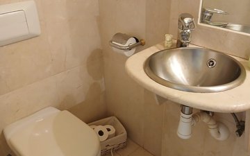 Property slide 16