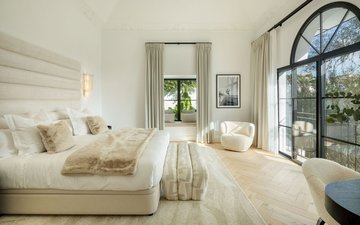 Property slide 25