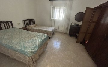 Property slide 21