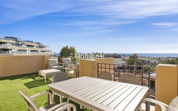 Property slide 25