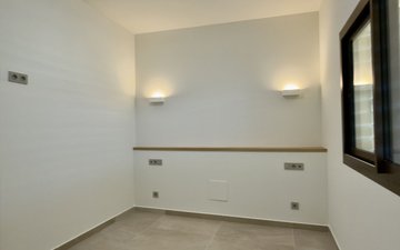 Property slide 19