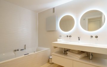Property slide 34