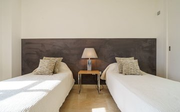 Property slide 39