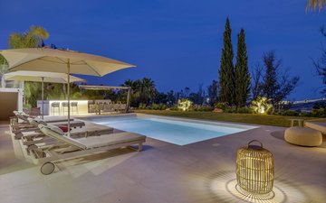 Property slide 118