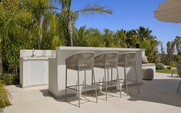 Property slide 64
