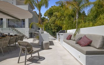 Property slide 66