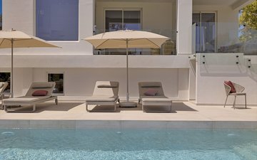 Property slide 68