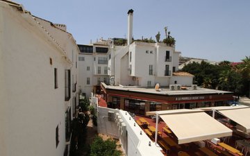 Property slide 18