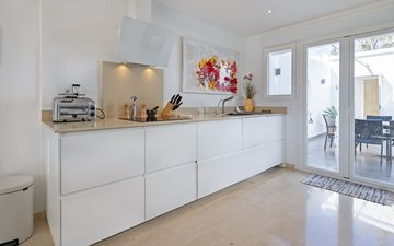 Property slide 22